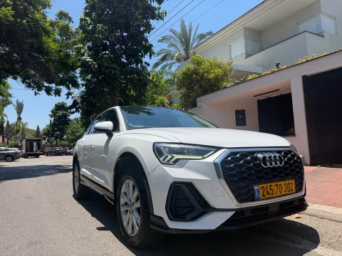 אודי Q3 במצב נדיר ומחיר הזדמנות! שנת 2020 — פרטי — בקרית אונו — תמונה 2